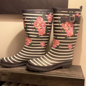 Super Cute Floral Rain Boots!
